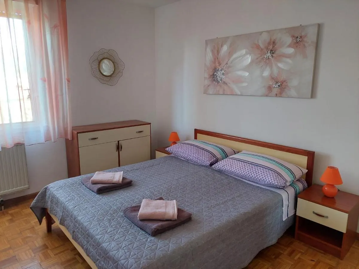 Apartment Buga Split